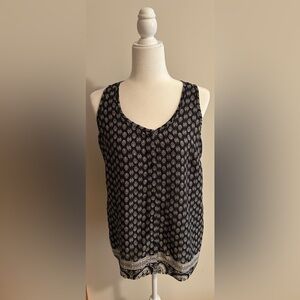 FADED GLORY Geometric Blouse